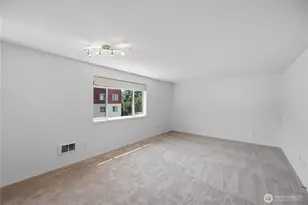 14300 32nd Ave NE, Seattle, WA 98125 - Photo 16