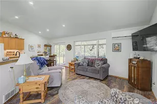20877 Stottlemeyer Rd NE, Poulsbo, WA 98370 - Photo 8