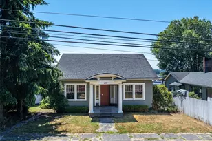 297 NE Washington Ave, Chehalis, WA 98532 - Photo 2