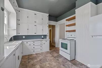 297 NE Washington Avenue, Chehalis, WA 98532 - Photo 14