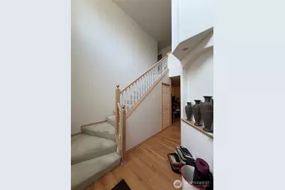 5724 Hillpointe Circle, Lynnwood, WA 98037 - Photo 6