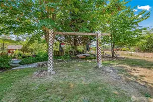 23716 186th St E, Orting, WA 98360 - Photo 34