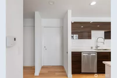 10129 Main Street #306, Bellevue, WA 98004 - Photo 4