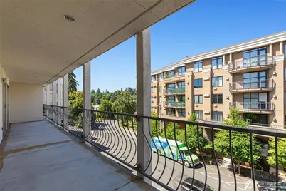10129 Main Street #306, Bellevue, WA 98004 - Photo 22