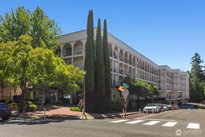 10129 Main Street #306, Bellevue, WA 98004 - Photo 2