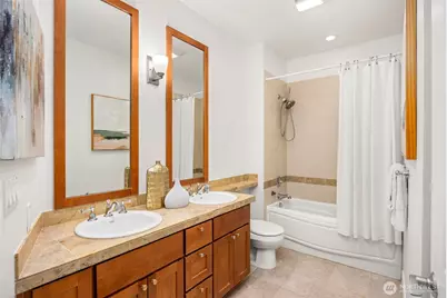 6801 Greenwood Avenue N #106, Seattle, WA 98103 - Photo 24