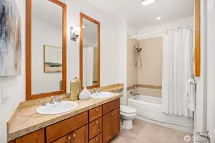 6801 Greenwood Ave N, Seattle, WA 98103 - Photo 24