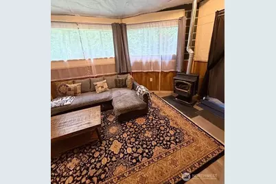 55901 317th Avenue E, Ashford, WA 98304 - Photo 10
