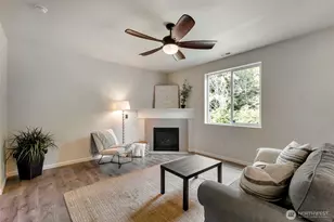14206 67th Ave E, Puyallup, WA 98373 - Photo 6