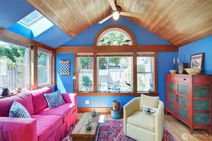 4655 Eastern Ave N, Seattle, WA 98103 - Photo 14
