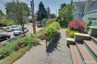 4655 Eastern Avenue N, Seattle, WA 98103 - Photo 38