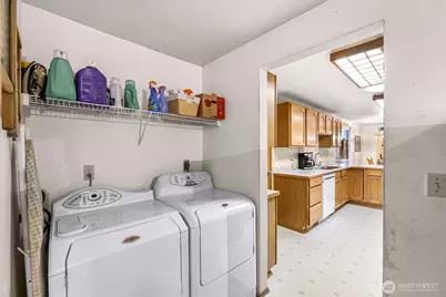 13006 160th Avenue SE, Renton, WA 98059 - Photo 28