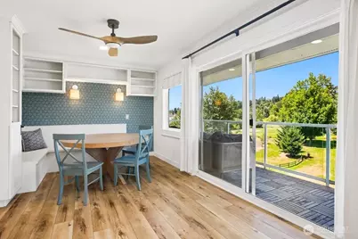 9715 NE Juanita Drive #B407, Kirkland, WA 98034 - Photo 14