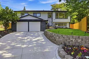 12936 NE 130th St, Kirkland, WA 98034 - Photo 1