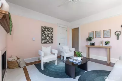 904 E Miller Street #4, Seattle, WA 98102 - Photo 6