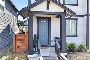 18852 129th St E, Bonney Lake, WA 98391 - Photo 2