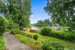 19528 Echo Lake Pl N, Shoreline, WA 98133 - Photo 2