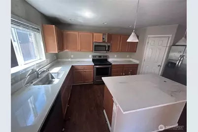 7304 35th Place NE, Marysville, WA 98270 - Photo 8