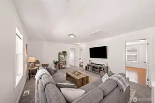 19701 100th St E, Bonney Lake, WA 98391 - Photo 12