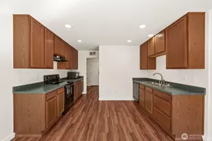 19701 100th St E, Bonney Lake, WA 98391 - Photo 6