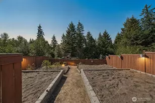 19701 100th St E, Bonney Lake, WA 98391 - Photo 24