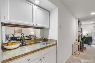 1819 N 107th St, Seattle, WA 98133 - Photo 8