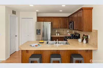 4200 166th Place SE, Bothell, WA 98012 - Photo 10