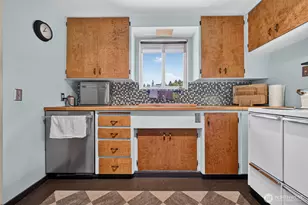 9219 26th Ave SW, Seattle, WA 98106 - Photo 16