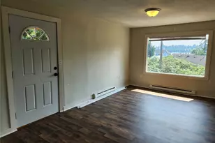 125 Acorn St, Bremerton, WA 98310 - Photo 4