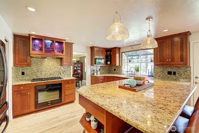 12104 NE 141st Street, Kirkland, WA 98034 - Photo 6