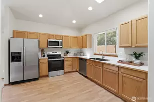 12604 32nd St NE, Lake Stevens, WA 98258 - Photo 8