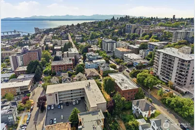 1 Ward Street #3, Seattle, WA 98109 - Photo 38