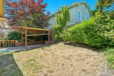 6505 Dayton Avenue N, Seattle, WA 98103 - Photo 24