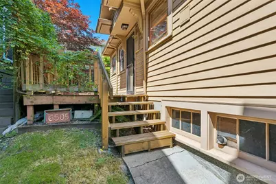 6505 Dayton Avenue N, Seattle, WA 98103 - Photo 22