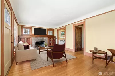 6505 Dayton Avenue N, Seattle, WA 98103 - Photo 8