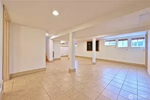 2134 E 14th St, Bremerton, WA 98310 - Photo 22