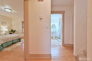 2134 E 14th St, Bremerton, WA 98310 - Photo 12