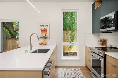 110 29th Avenue E, Seattle, WA 98112 - Photo 6