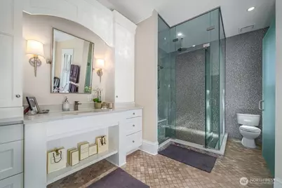 4200 Washington Avenue W, Seattle, WA 98199 - Photo 22