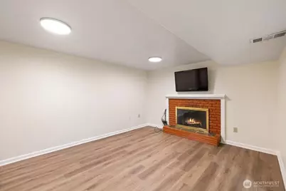 15062 SE 44th Street, Bellevue, WA 98006 - Photo 26
