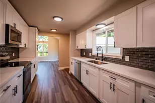 2009 Arbutus St NE, Olympia, WA 98506 - Photo 4