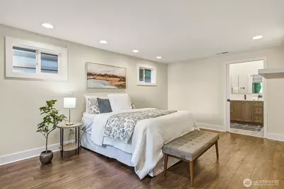 11350 28th Avenue NE, Seattle, WA 98125 - Photo 16