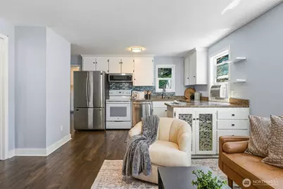 11350 28th Avenue NE, Seattle, WA 98125 - Photo 6