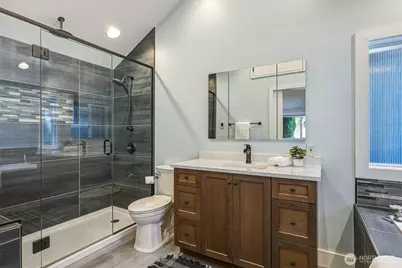 11350 28th Avenue NE, Seattle, WA 98125 - Photo 18