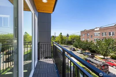 4416 A Corliss Avenue N, Seattle, WA 98103 - Photo 18