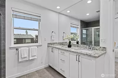 19210 38th Avenue SE, Bothell, WA 98012 - Photo 16