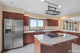 4955 Green Mountain Rd, Kalama, WA 98625 - Photo 10