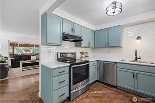 183 Pogue Ln, Castle Rock, WA 98611 - Photo 8