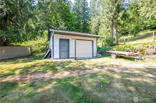 183 Pogue Ln, Castle Rock, WA 98611 - Photo 28