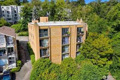 3710 25th Place W #405, Seattle, WA 98199 - Photo 30